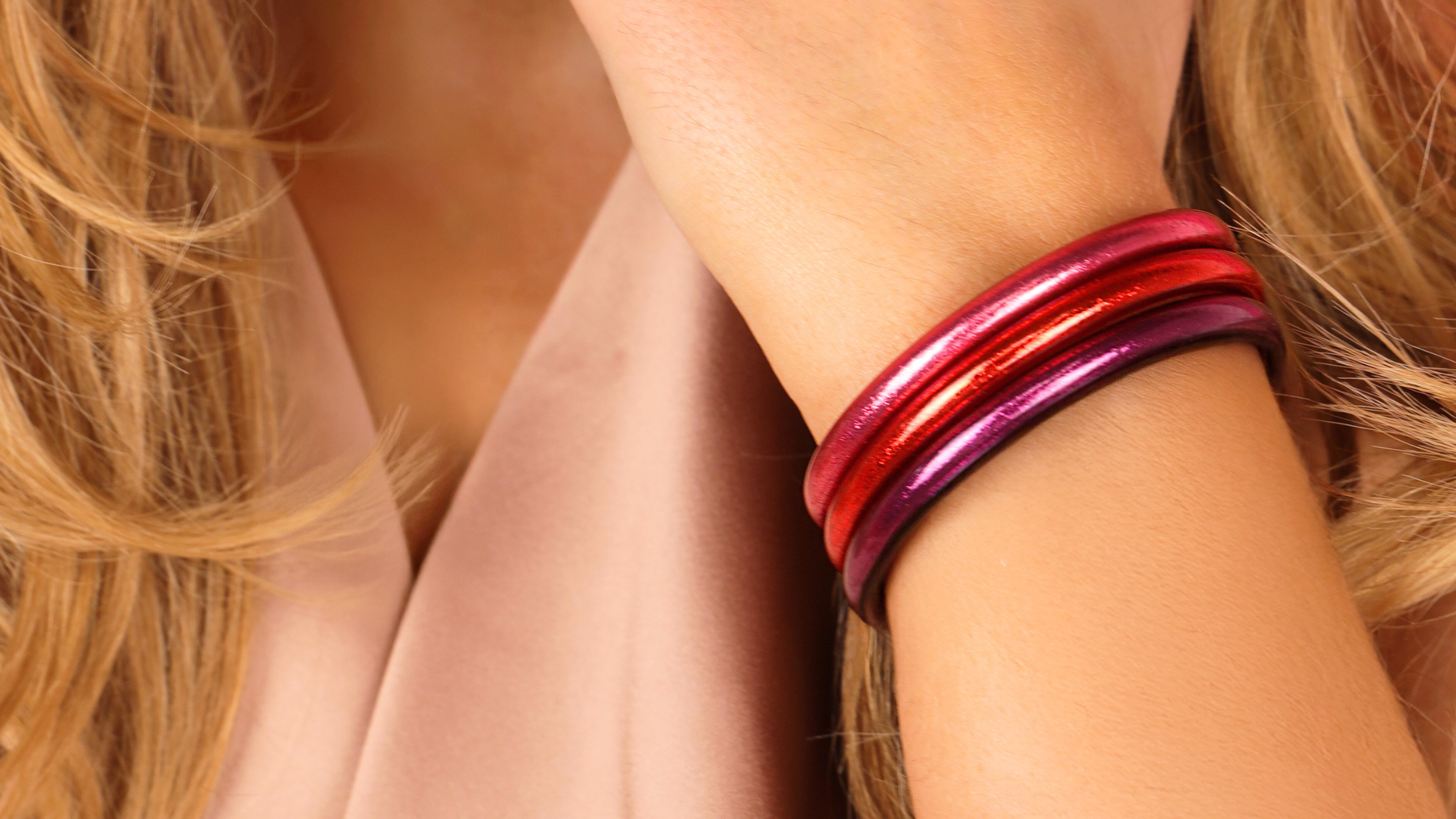 The Art of the Perfect Fit: How to Choose Your Bangle Size